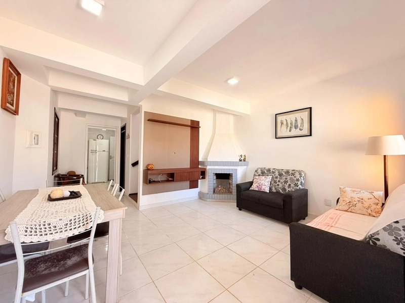 Duplex Aconchegante á 50 Metros do Mar, 3 Dormitórios e 3 Banheiros!: 4ª foto da galeria de imagens do imóvel