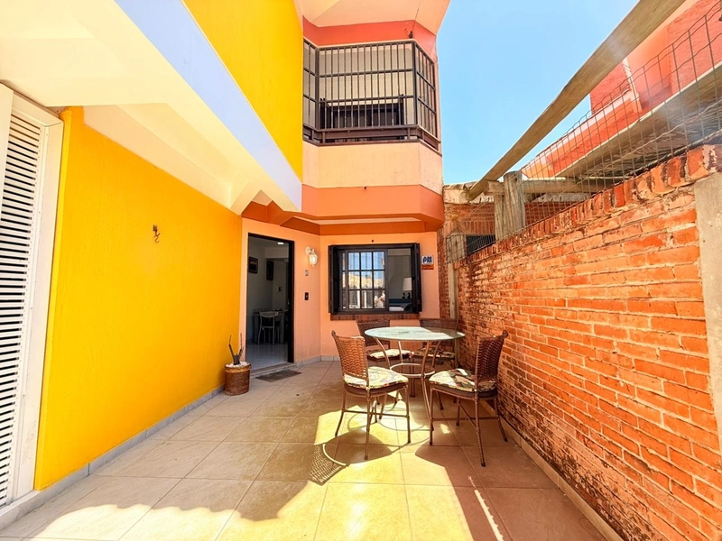 Duplex Aconchegante á 50 Metros do Mar, 3 Dormitórios e 3 Banheiros!: 1ª foto da galeria de imagens do imóvel