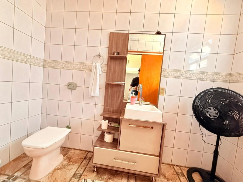 Linda Casa de Esquina, com uma Ótima Localização!: 14ª foto da galeria de imagens do imóvel