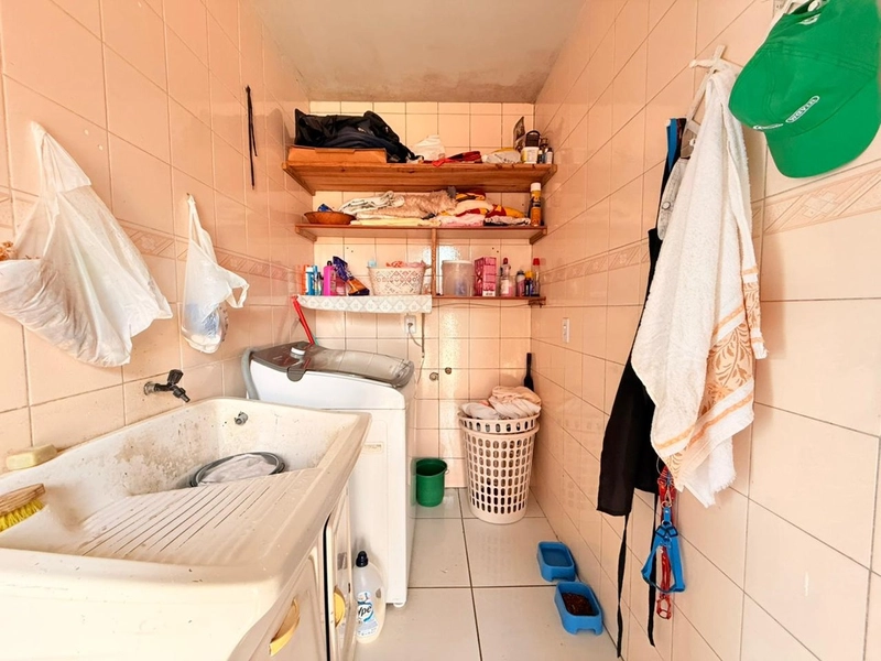 Linda Casa de Esquina, com uma Ótima Localização!: 15ª foto da galeria de imagens do imóvel