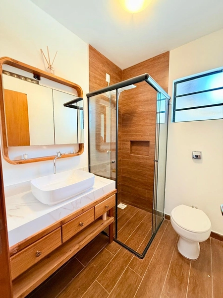 Apresentamos este Belo Imóvel, Projetado para Conforto, Estilo e Lazer: 16ª foto da galeria de imagens do imóvel