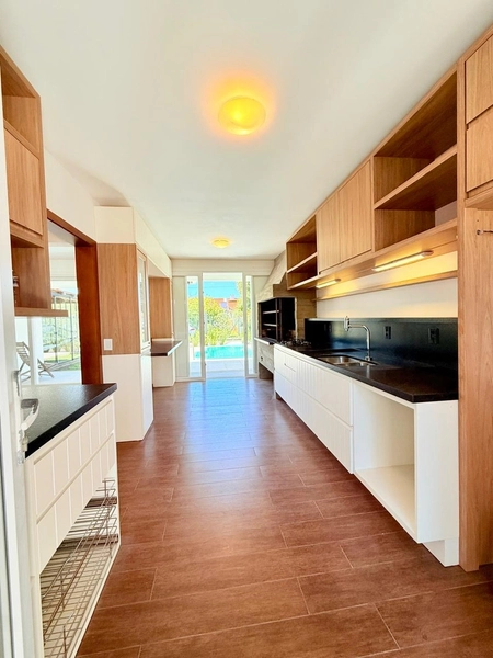 Apresentamos este Belo Imóvel, Projetado para Conforto, Estilo e Lazer: 8ª foto da galeria de imagens do imóvel