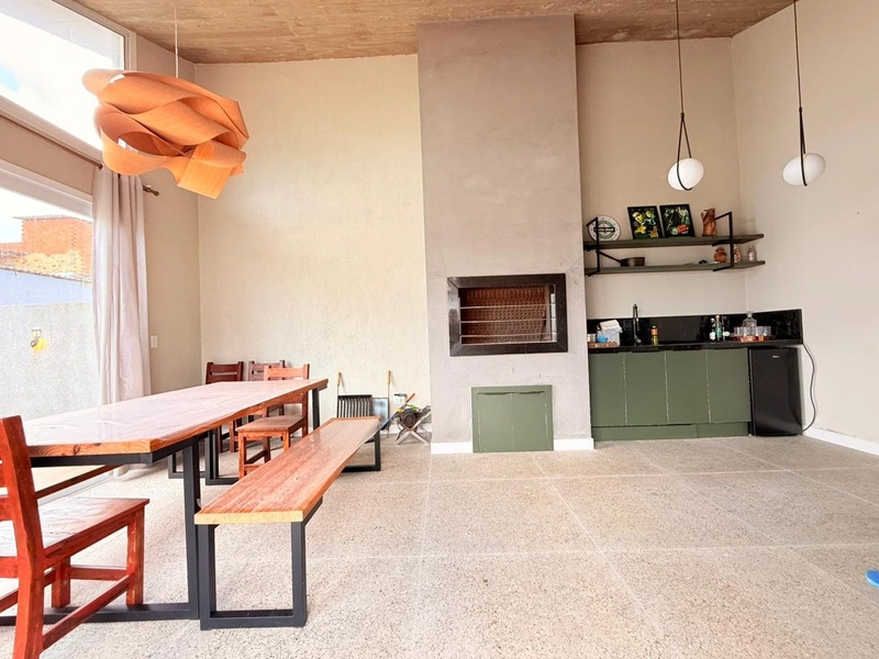 Linda Casa á Venda - Um Imóvel Espaçoso, Funcional e Bem Localizado!: 12ª foto da galeria de imagens do imóvel