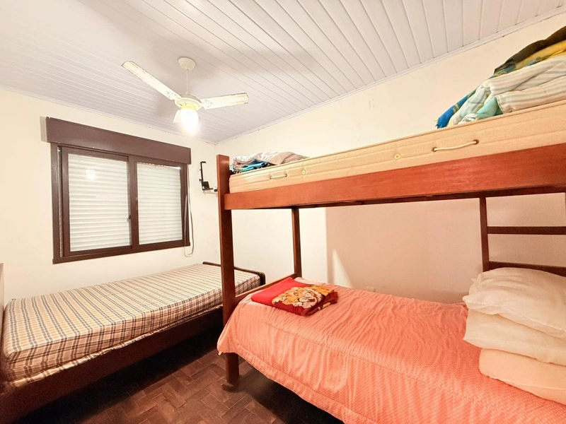 Ampla Casa em 2 Terrenos e Ótima Localização!: 10ª foto da galeria de imagens do imóvel