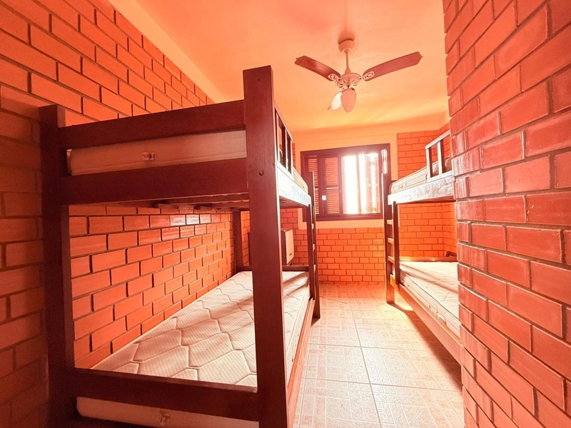 Ampla Casa em 2 Terrenos e Ótima Localização!: 12ª foto da galeria de imagens do imóvel