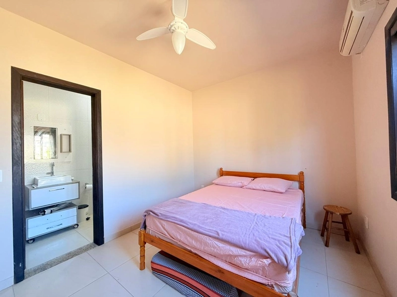 Linda Casa com Piscina, com 3 dormitórios em ótima localização!: 14ª foto da galeria de imagens do imóvel