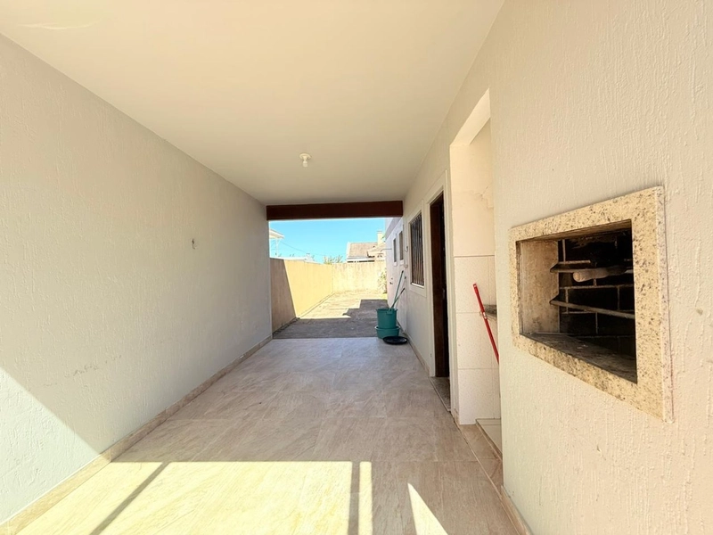 Linda Casa com Piscina, com 3 dormitórios em ótima localização!: 12ª foto da galeria de imagens do imóvel