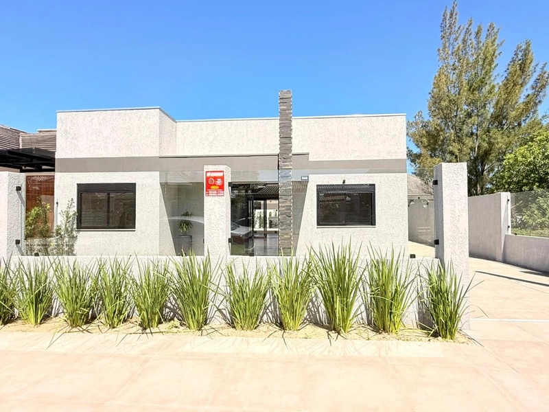 Linda Casa com Piscina, 3 Dormitórios e Ótima Localização!: 16ª foto da galeria de imagens do imóvel