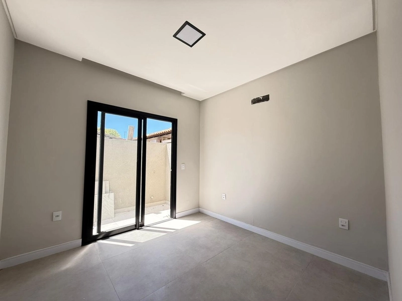 Lindo Geminado á Venda em Xangri-Lá!: 6ª foto da galeria de imagens do imóvel