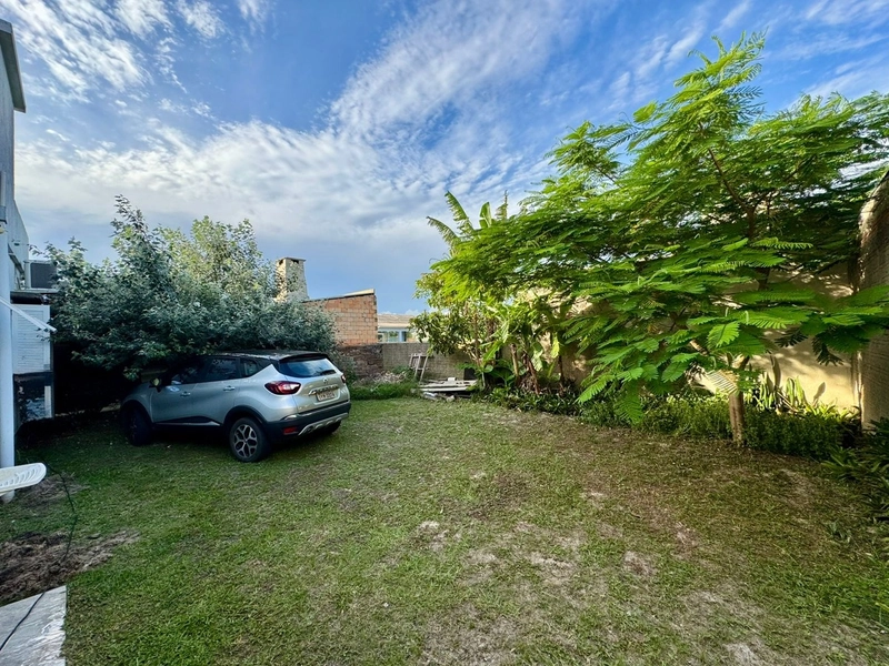 Linda Casa com 2 Dormitórios, Pátio Amplo e Ótima Localização!: 15ª foto da galeria de imagens do imóvel