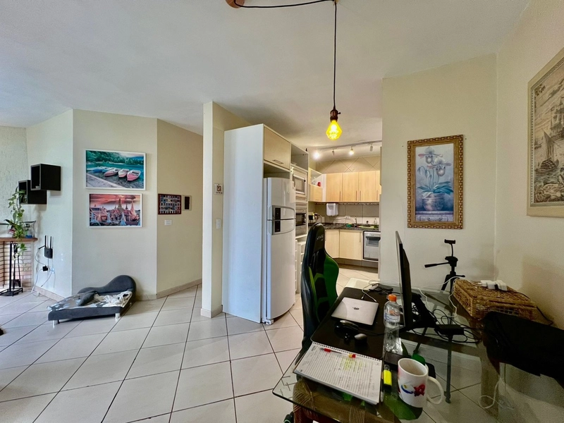 Linda Casa com 3 Dormitórios, Espaço Gourmet e Piscina Aquecida!: 10ª foto da galeria de imagens do imóvel