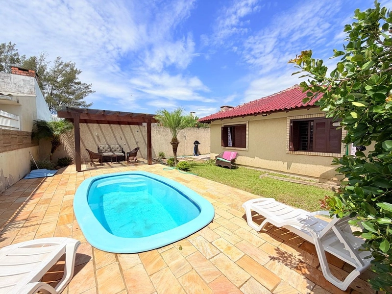 Charmosa Casa com 3 Dormiórios, Piscina e Churrasqueira!: 15ª foto da galeria de imagens do imóvel