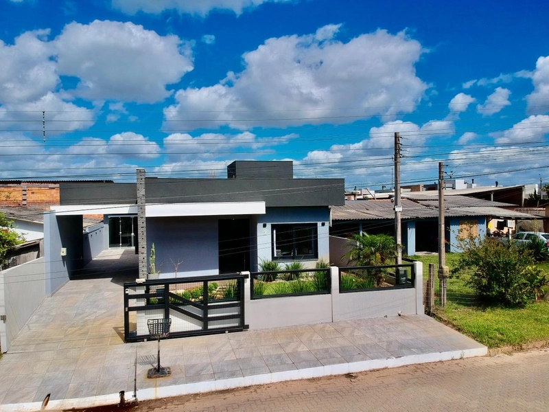 Casa Completa com Piscina Aquecida, Energia Solar e Salão de Festas!: 4ª foto da galeria de imagens do imóvel