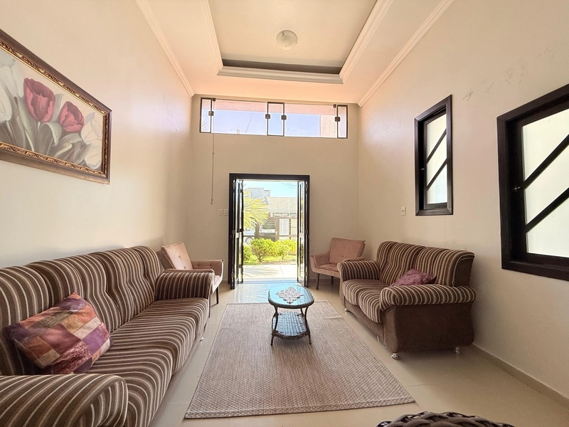 Encante-se com esta Excelente Residência, com 4 Dormitórios!: 5ª foto da galeria de imagens do imóvel