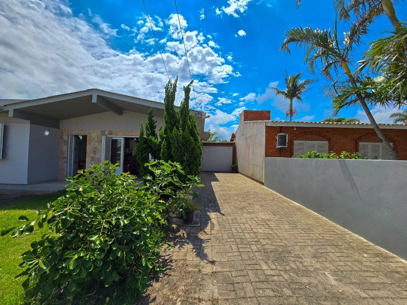 Casa Mobiliada com Suíte e Anexo Versátil para Espaço Gourmet: 3ª foto da galeria de imagens do imóvel