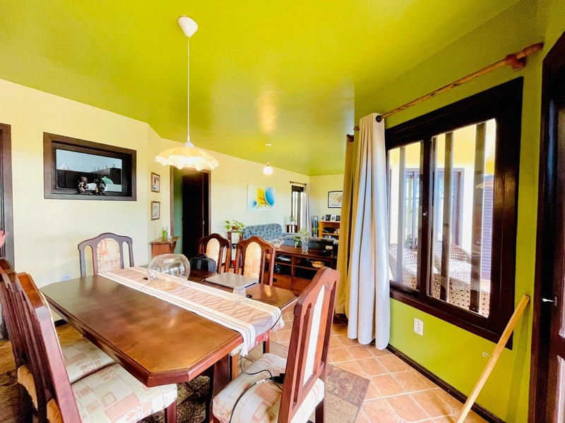 Linda Casa Pronta para morar com 4 Dormitórios e 2 suítes!: 11ª foto da galeria de imagens do imóvel