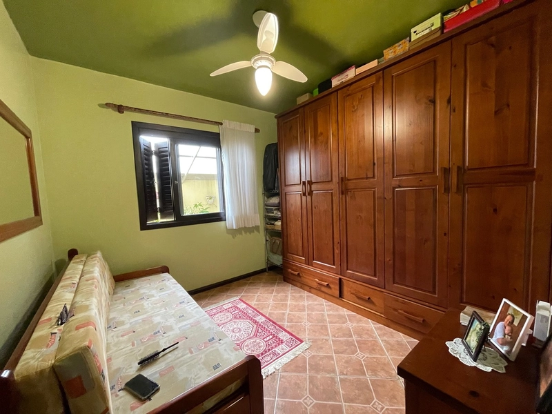 Linda Casa Pronta para morar com 4 Dormitórios e 2 suítes!: 24ª foto da galeria de imagens do imóvel