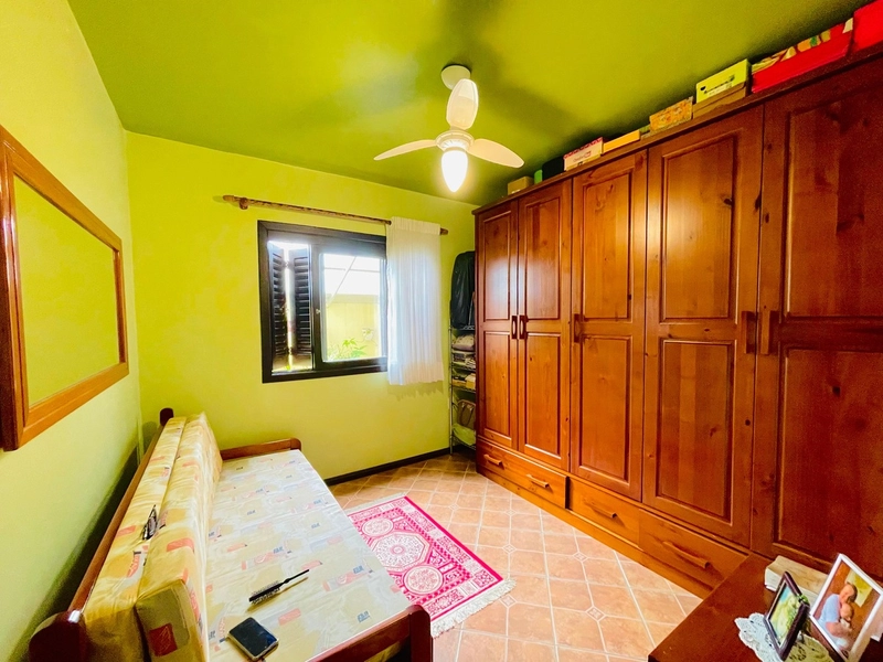 Linda Casa Pronta para morar com 4 Dormitórios e 2 suítes!: 26ª foto da galeria de imagens do imóvel