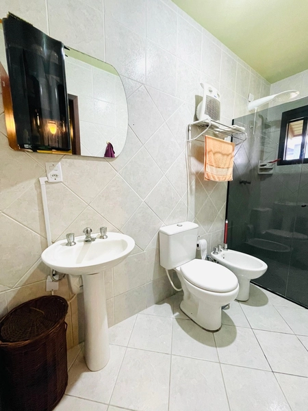 Linda Casa Pronta para morar com 4 Dormitórios e 2 suítes!: 20ª foto da galeria de imagens do imóvel