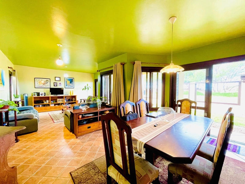 Linda Casa Pronta para morar com 4 Dormitórios e 2 suítes!: 8ª foto da galeria de imagens do imóvel