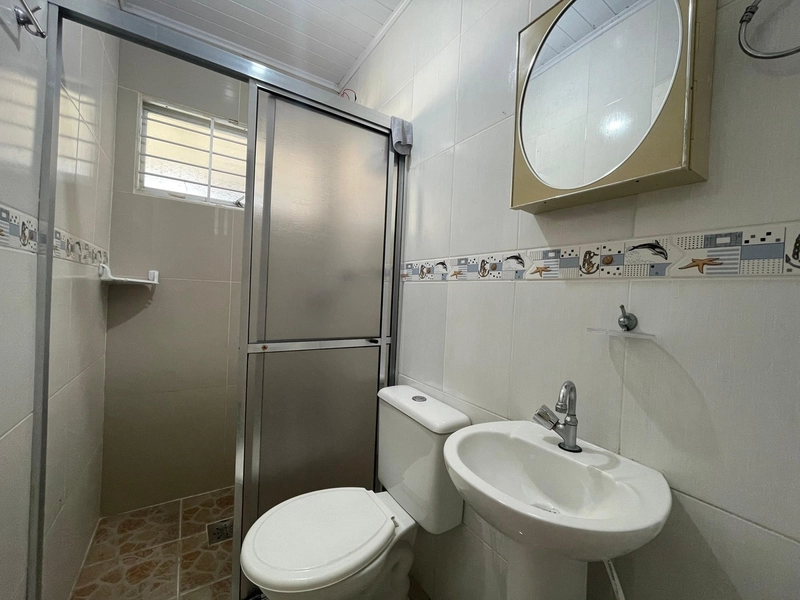 Linda Casa com Piscina, Churrasqueira e 3 Dormitórios!: 9ª foto da galeria de imagens do imóvel