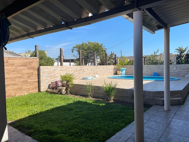 Linda Casa com Piscina, Churrasqueira e 3 Dormitórios!: 6ª foto da galeria de imagens do imóvel