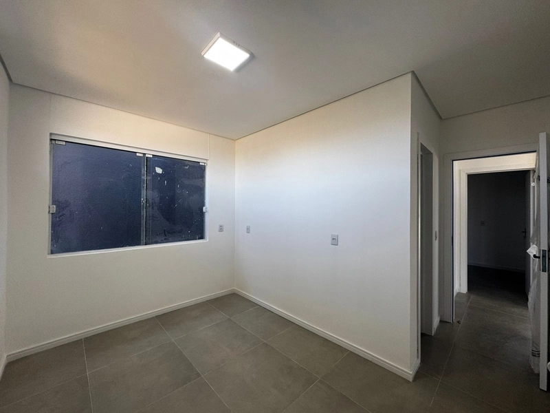 Casa com Piscina em Lote de Esquina – 2 Dormitórios e Suíte: 13ª foto da galeria de imagens do imóvel