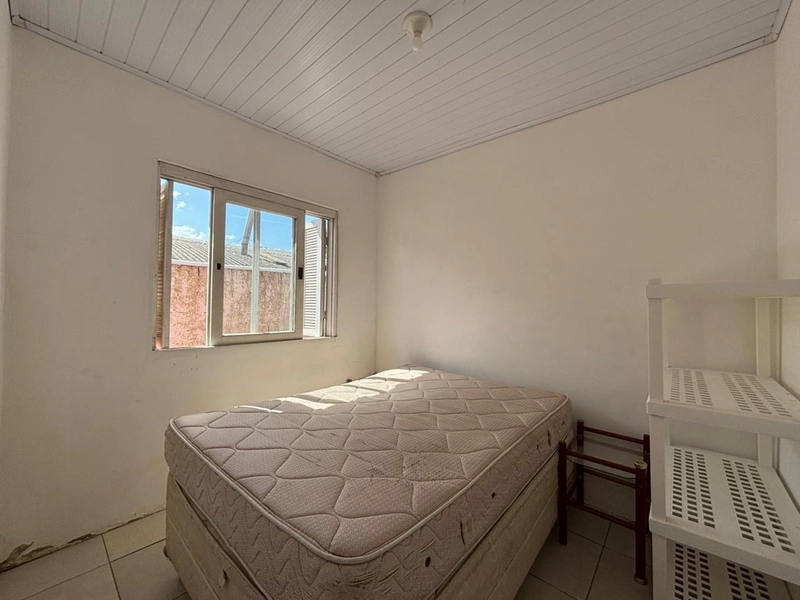 Casa com Pátio Amplo e Frente Leste – Ótimo Investimento: 7ª foto da galeria de imagens do imóvel