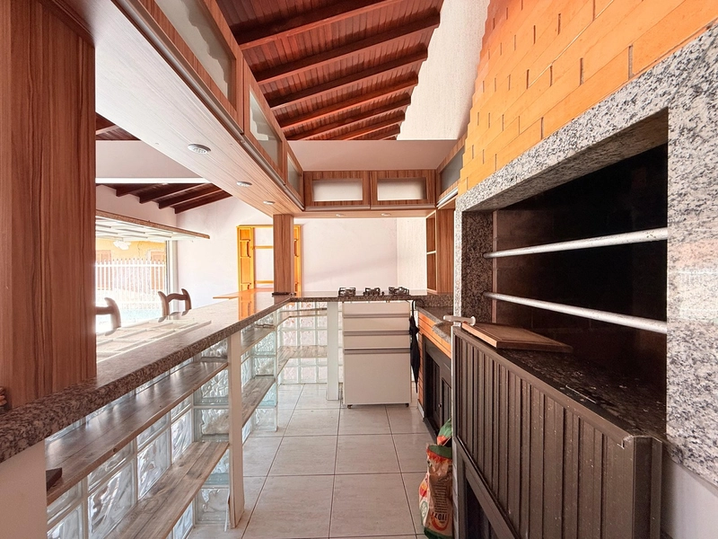 Casa Semi-mobiliada com Anexo e pátio amplo, próxima ao mar!: 14ª foto da galeria de imagens do imóvel