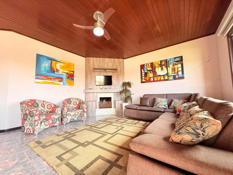 Casa Semi-mobiliada com Anexo e pátio amplo, próxima ao mar!: 4ª foto da galeria de imagens do imóvel