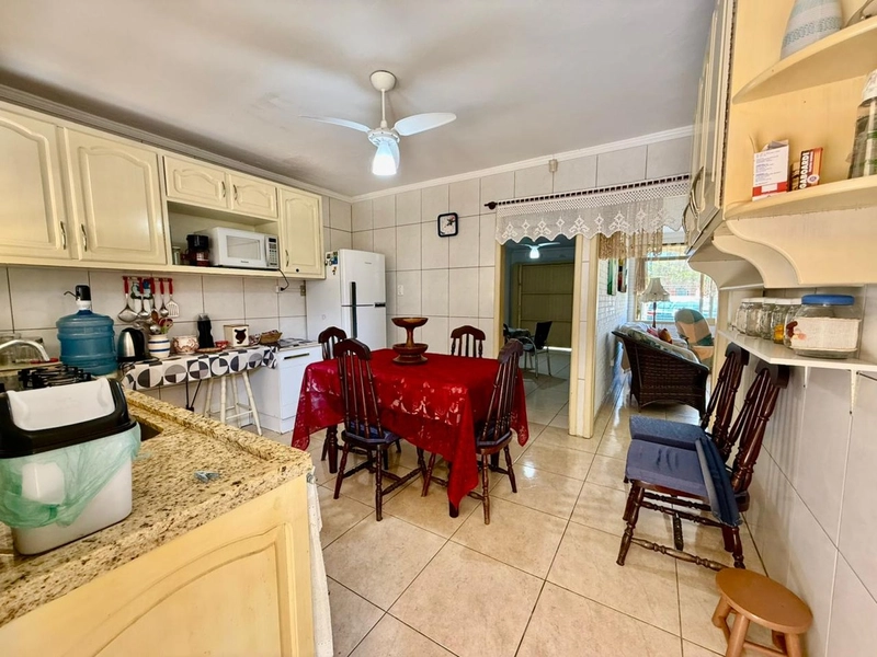 Casa Completa Mobiliada a Poucos Metros do Mar: 9ª foto da galeria de imagens do imóvel