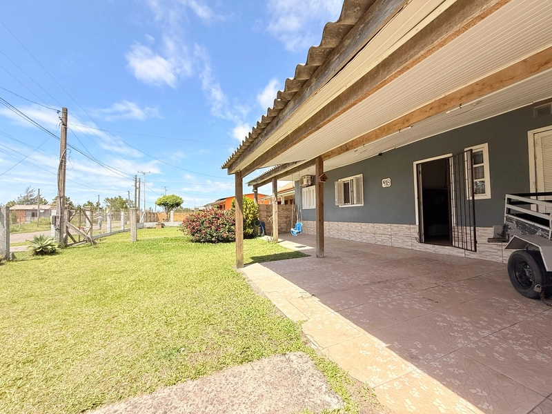 Casa com Piscina e Espaço de Lazer | 4 Dormitórios: 2ª foto da galeria de imagens do imóvel