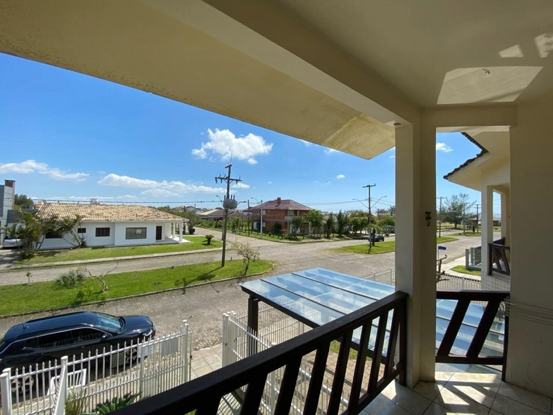 Duplex mobiliado a poucos metros do mar em Maristela: 11ª foto da galeria de imagens do imóvel