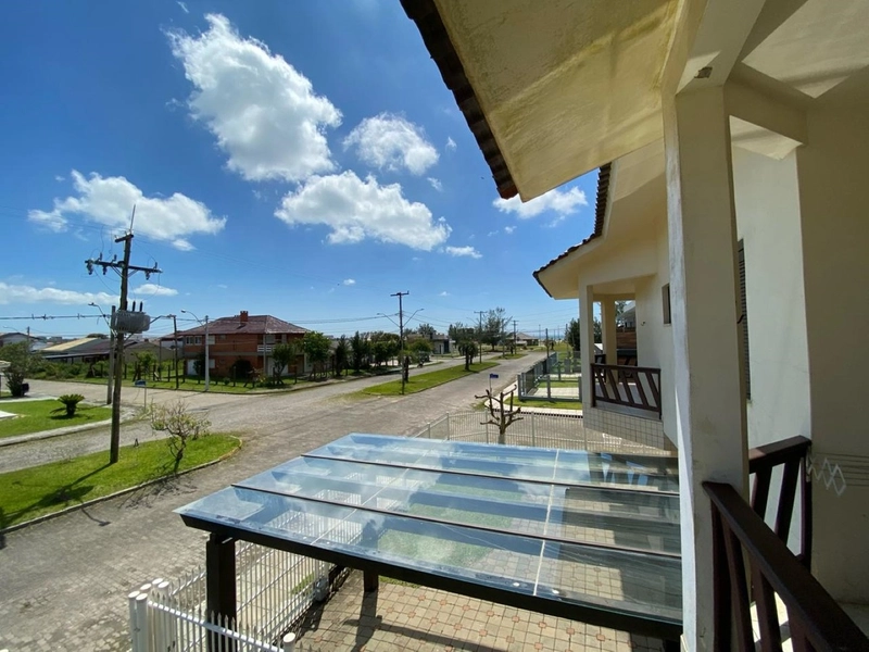 Duplex mobiliado a poucos metros do mar em Maristela: 12ª foto da galeria de imagens do imóvel