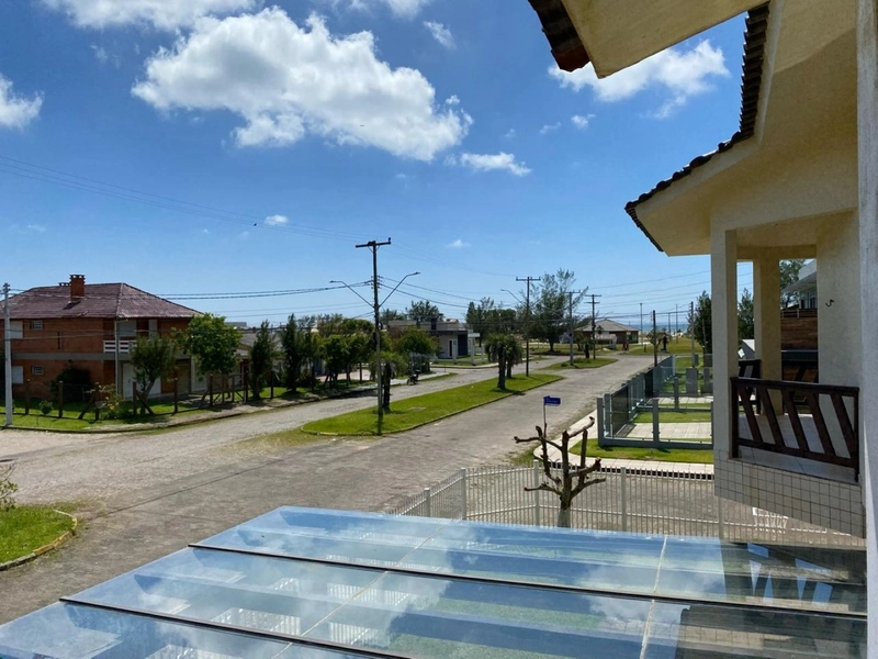 Duplex mobiliado a poucos metros do mar em Maristela: 13ª foto da galeria de imagens do imóvel