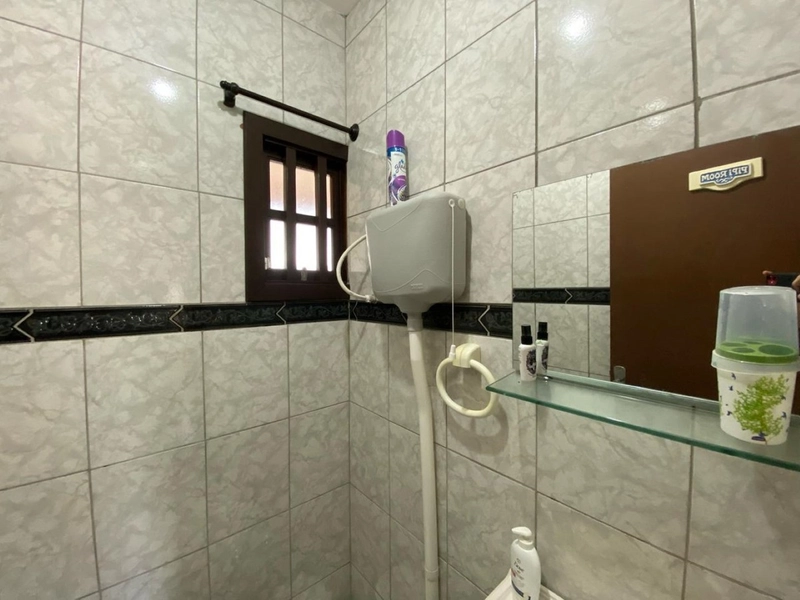 Duplex mobiliado a poucos metros do mar em Maristela: 7ª foto da galeria de imagens do imóvel