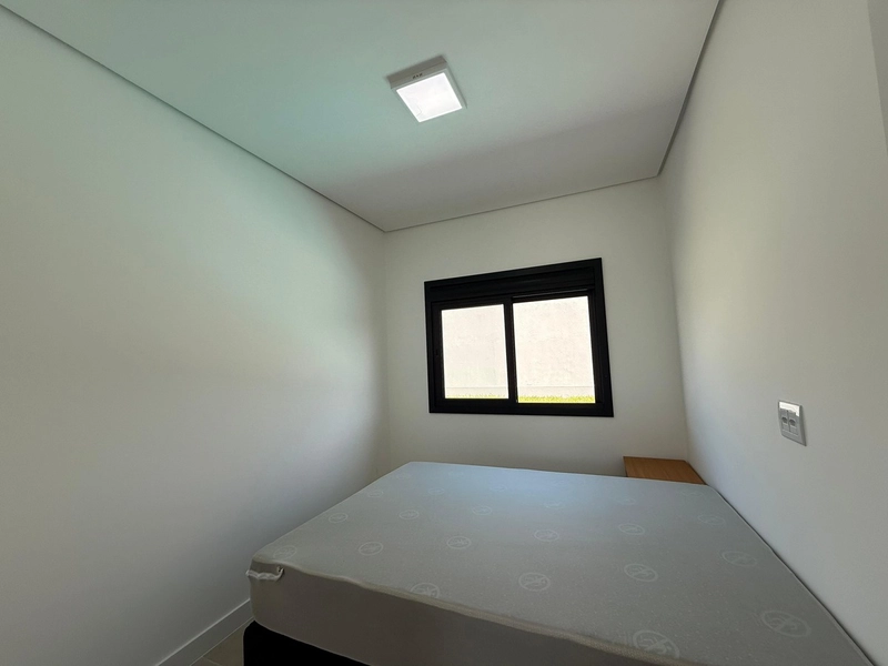 Casa com Piscina, Suíte e Living Integrado – Semi-Mobiliada!: 23ª foto da galeria de imagens do imóvel