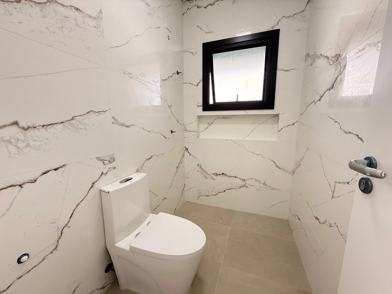 Casa com Piscina, Suíte e Living Integrado – Semi-Mobiliada!: 24ª foto da galeria de imagens do imóvel