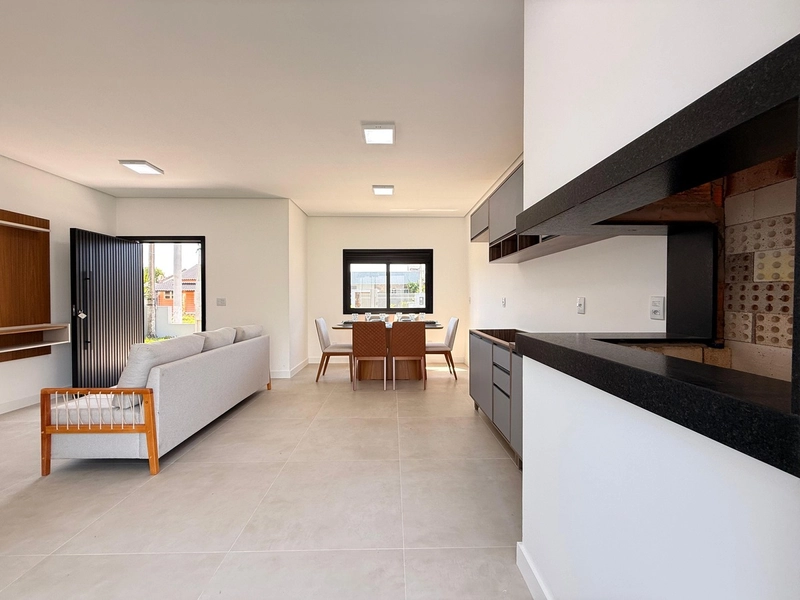 Casa com Piscina, Suíte e Living Integrado – Semi-Mobiliada!: 14ª foto da galeria de imagens do imóvel