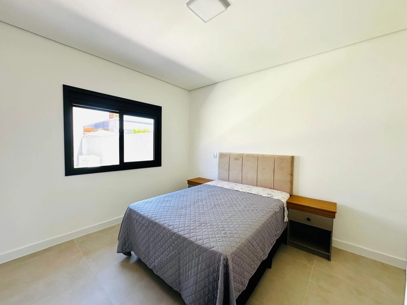 Casa com Piscina, Suíte e Living Integrado – Semi-Mobiliada!: 18ª foto da galeria de imagens do imóvel