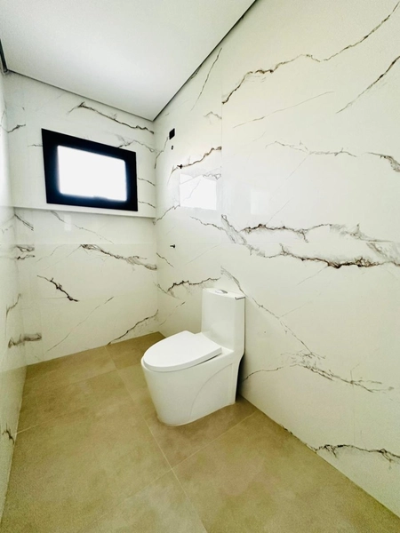 Casa com Piscina, Suíte e Living Integrado – Semi-Mobiliada!: 17ª foto da galeria de imagens do imóvel