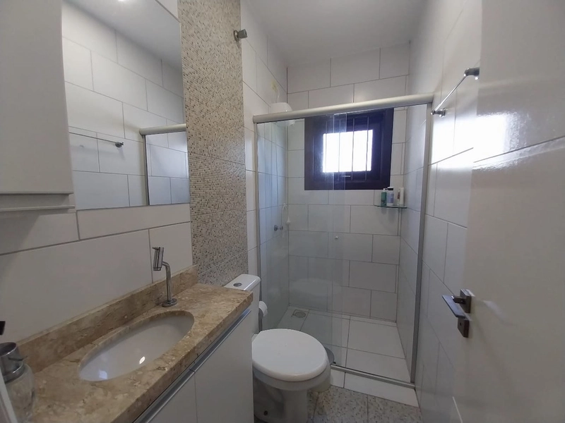 Conforto e Espaço: Casa com 3 Suítes em Terreno Amplo: 11ª foto da galeria de imagens do imóvel