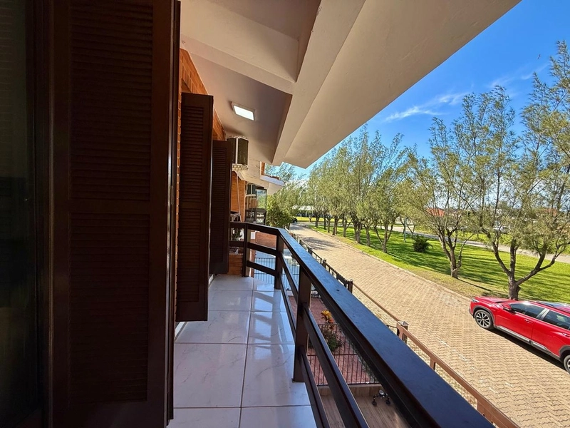 Sobrado Mobiliado com Sacadas e Churrasqueira na Alameda: 4ª foto da galeria de imagens do imóvel