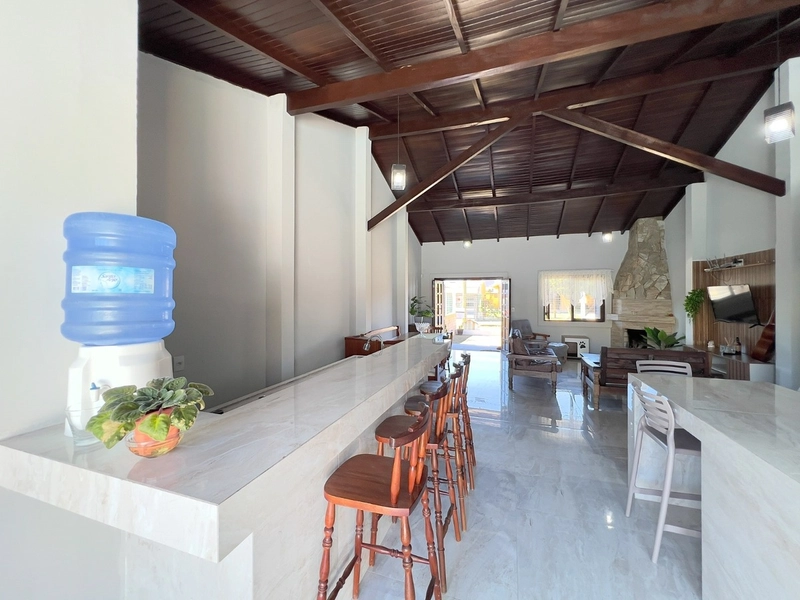 Casa com Piscina Aquecida e Espaço Gourmet a 500m do Mar: 20ª foto da galeria de imagens do imóvel