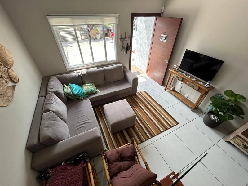 Sobrado Moderno e Charmoso com Espaço Gourmet e Piscina!: 3ª foto da galeria de imagens do imóvel