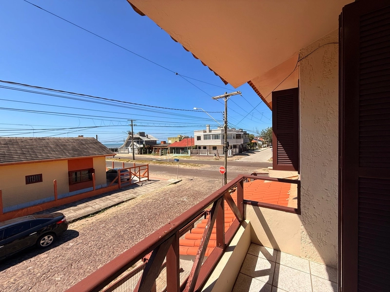 Sobrado com 3 dormitórios com sacada, próximo ao Mar!: 1ª foto da galeria de imagens do imóvel