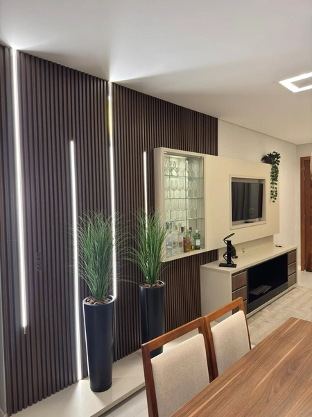 Casa Moderna com Suíte, Acabamento Impecavel e Ótima Iluminação!: 8ª foto da galeria de imagens do imóvel