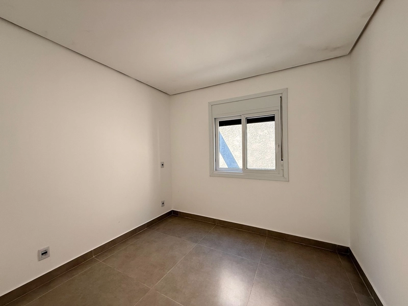 Geminado de Esquina com Suíte e Churrasqueira!: 4ª foto da galeria de imagens do imóvel