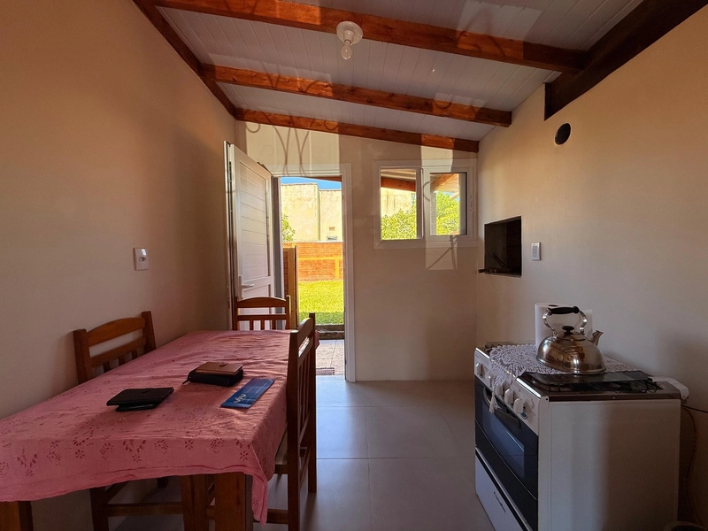 Casa á Venda - Conforto e Praticidade com Pátio Amplo!: 10ª foto da galeria de imagens do imóvel