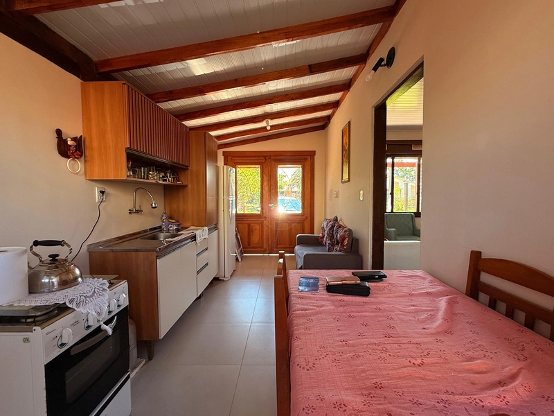 Casa á Venda - Conforto e Praticidade com Pátio Amplo!: 4ª foto da galeria de imagens do imóvel